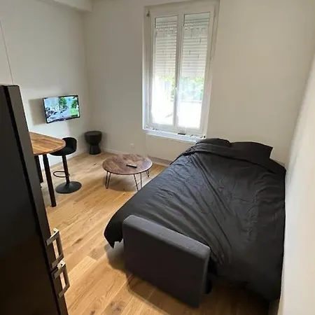 Studio A 5min En Metro De L'armada Apartment *
